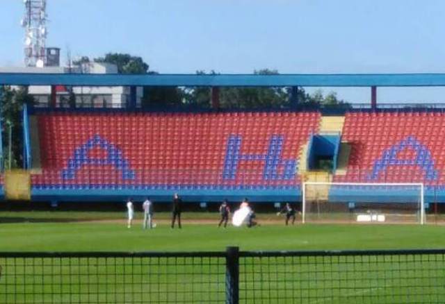 mladenci stadion