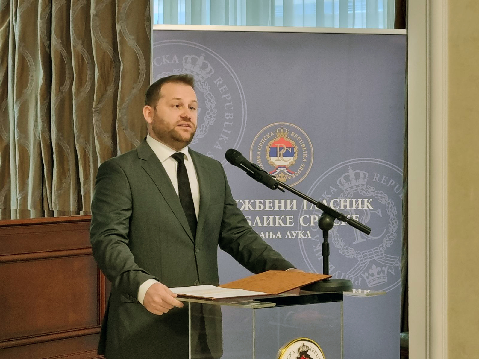 Uvrede i prijetnje Milošu Lukiću