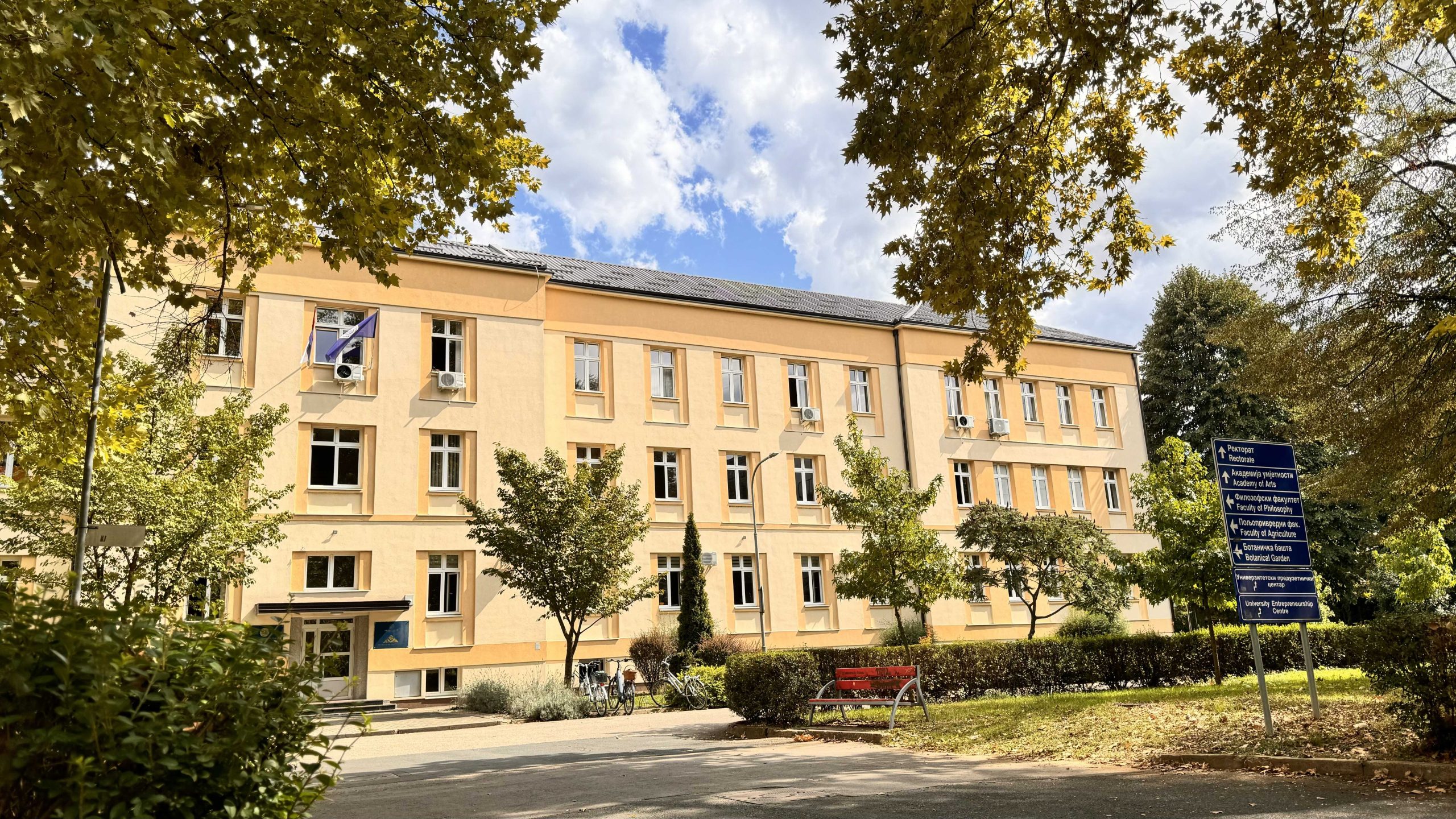 Sve više stranaca želi da uči srpski jezik