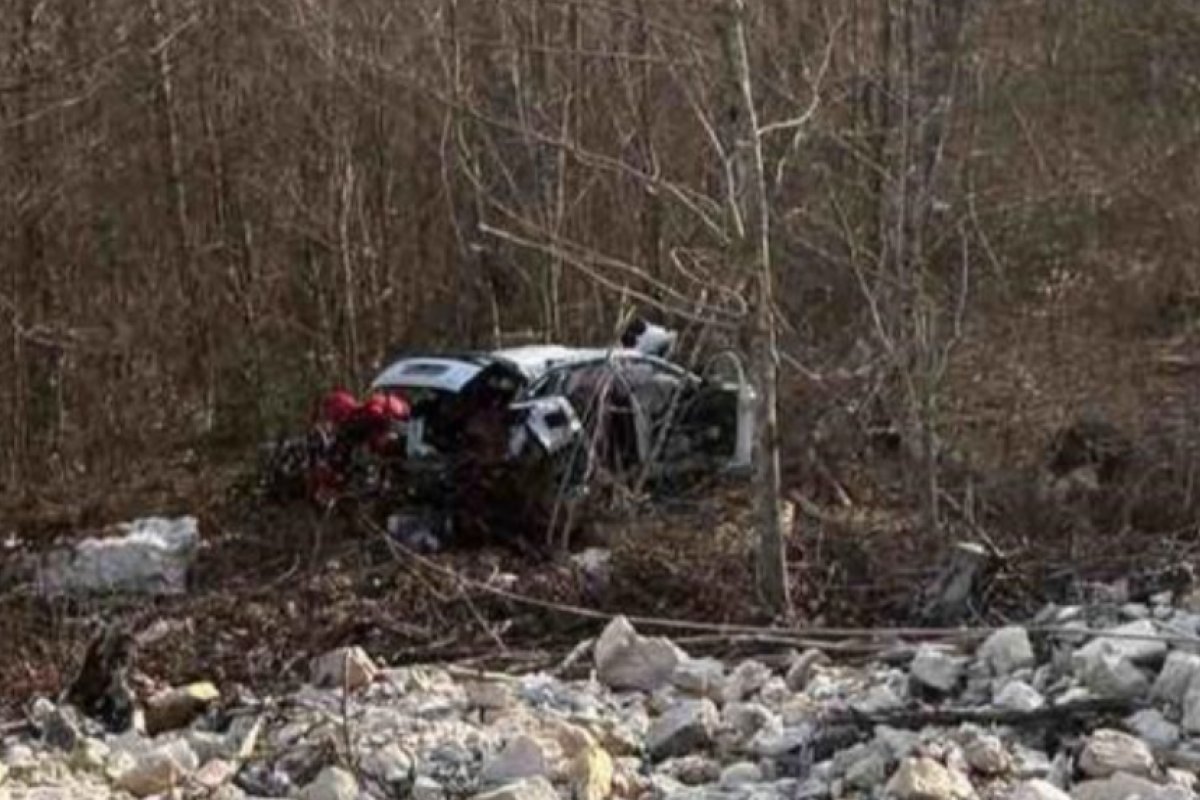 Vozilo iz BiH sletjelo u provaliju