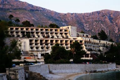 Srušen simbol jugoslovenskog luksuza