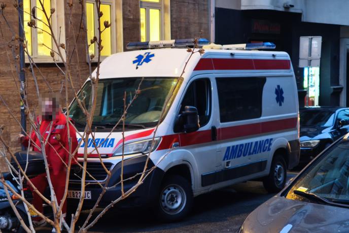 Srednjoškolac preminuo