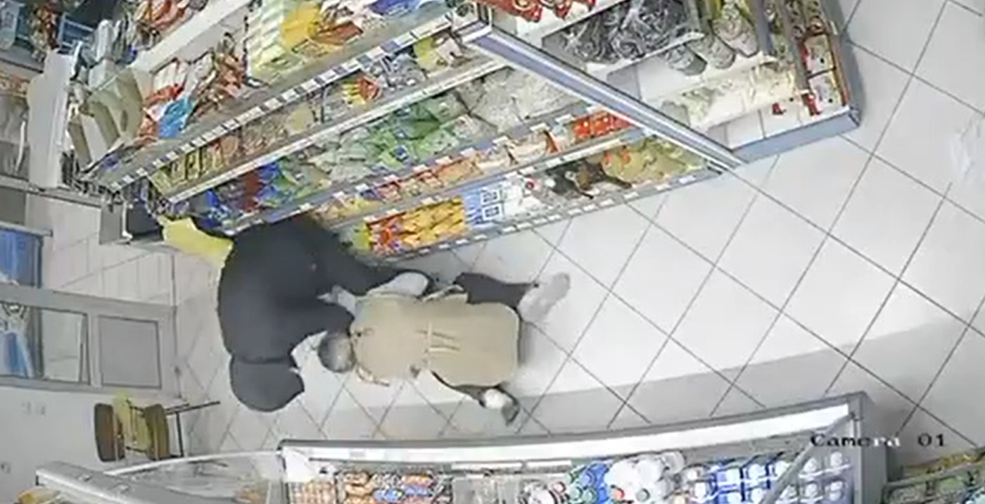 Hrabra prodavačica