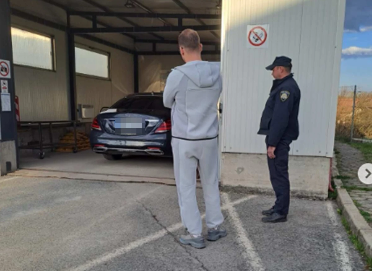 Stanivuković ponovo zadržan na granici