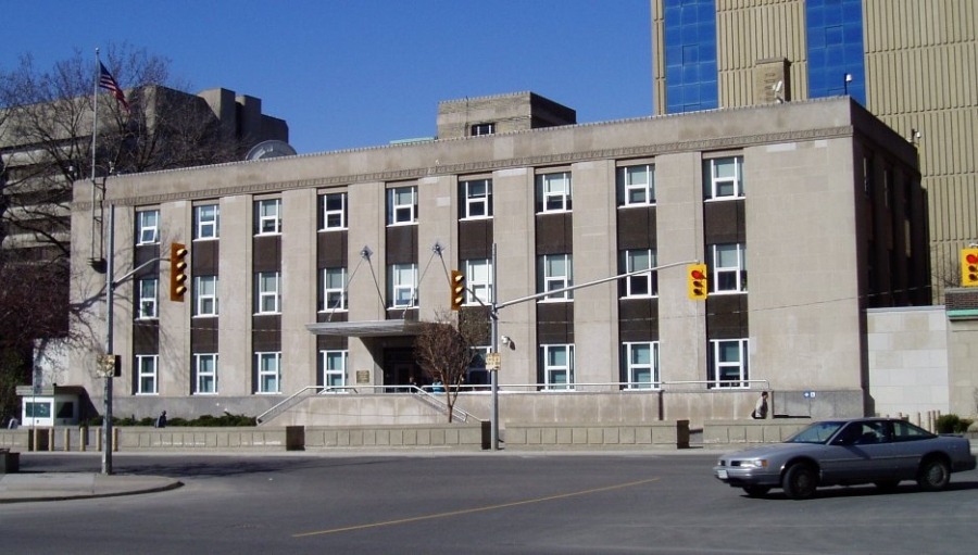 američku ambasadu u Torontu