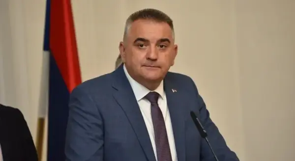 minić