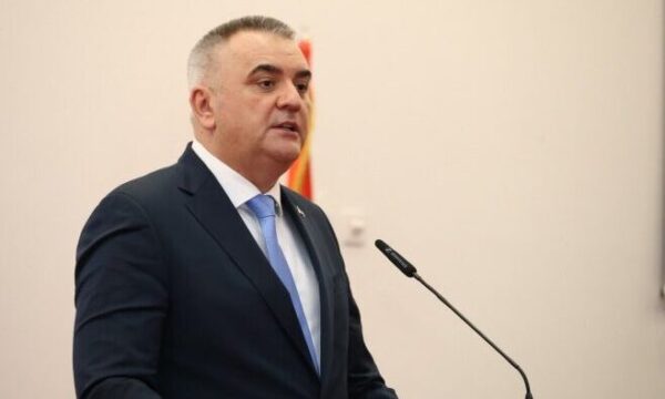 Minić