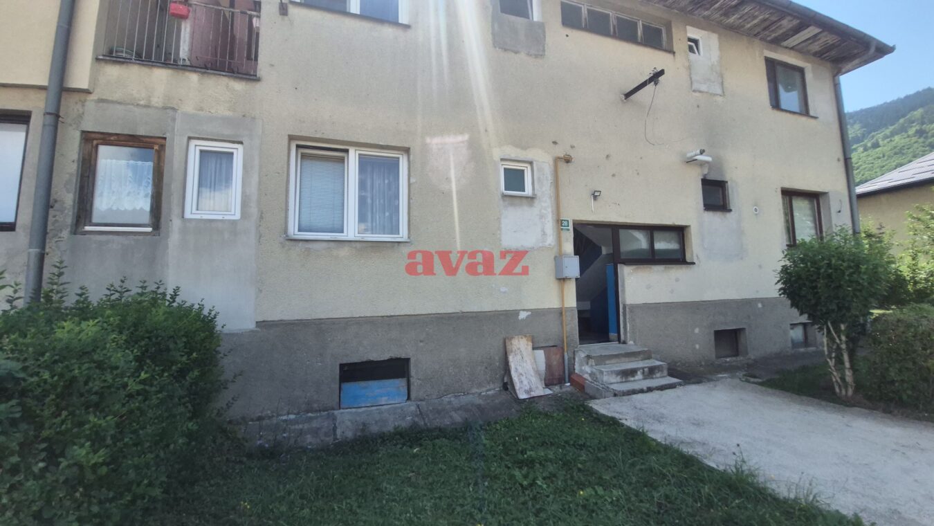 Adnan Lokvančić mirno sjedio nakon što je ubio brata i majku